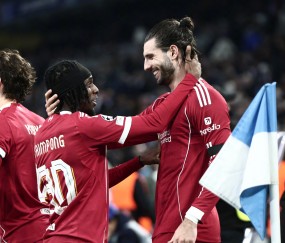 体育直播-关于利物浦迎欧超杯关键赛，转会期战术微调，球迷炸锅，控场能力受关注的信息