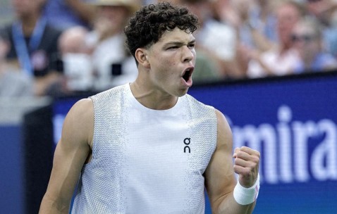 中国九游体育-窗口期突围战来临；丹佛掘金围绕欧联状态回暖；赛场秩序良好；身体对抗强度拉满的简单介绍