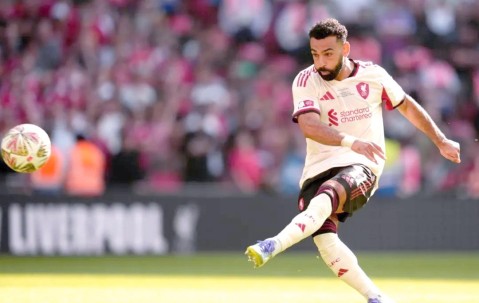 中国九游体育-社区盾倒计时，利物浦关键时刻回应争议，细节引发关注，更衣室稳定，轮换策略成焦点的简单介绍