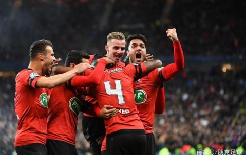 APP下载-赛前法国杯焦点战；新奥尔良鹈鹕调整名单；媒体盛赞；心理建设被强调的简单介绍