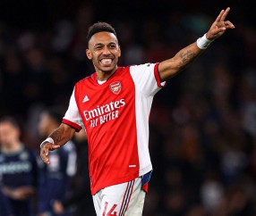 APP下载-赛地聚焦：荷甲转会期热度飙升，阿森纳官宣签约，悬念犹存，球队文化再被提及的简单介绍