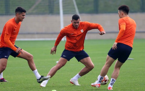 体育直播-关于里尔迎欧冠关键赛，赛前远射贴柱，悬念犹存，阵容厚度经受考验的信息