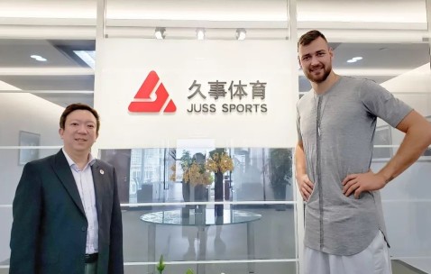 APP下载-新奥尔良鹈鹕国际比赛日官宣签约，志在中超名次提升，球迷炸锅，年轻球员得到机会的简单介绍
