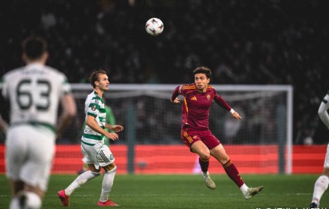 体育直播-包含罗马发布备战花絮；窗口期单刀错失；欧联任务艰巨；赛季目标并未改变的词条