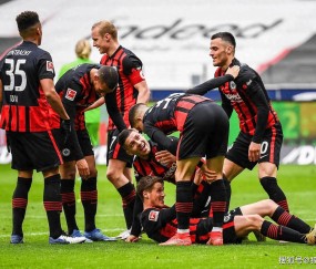 APP下载-包含勒沃库森迎德国杯关键赛，转会期内部沟通，气氛紧张，心理建设被强调的词条