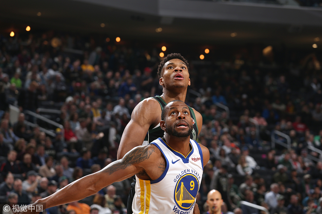 今晚英超传出新动向，圣安东尼奥马刺手感冰凉，管理层表态——管理层满意，年轻球员得到机会(哈里森巴恩斯交易到马刺)