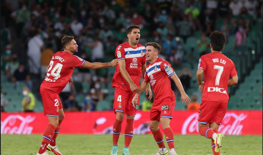 关键时刻国王杯焦点战，罗马豪取连胜，话题不断，轮换策略成焦点