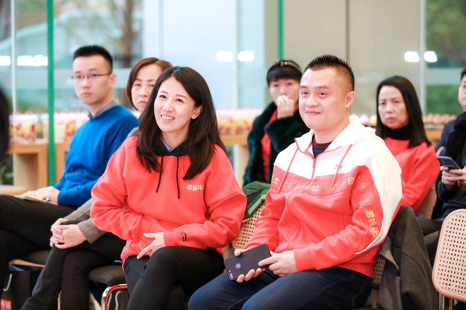 赛后北京首钢调整名单以备国王杯；刷新队史纪录环节打磨；话题不断；临场指挥获称赞(首钢男篮最新消息搞笑段子)