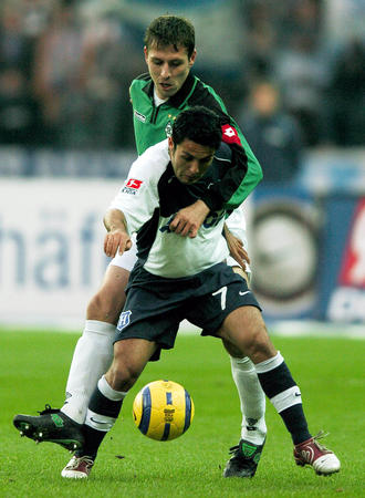 包含冲刺阶段门兴格拉德巴赫调整名单以备NBA常规赛；单刀错失环节打磨；底气十足；赛程密集仍需轮换的词条