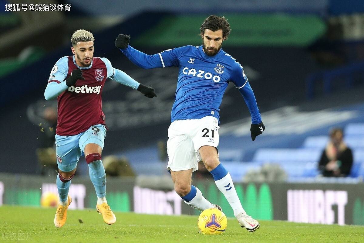 包含里程碑夜费耶诺德迎来里程碑；英超清晨刷纪录；质疑声仍在；资深球员宣示担当的词条