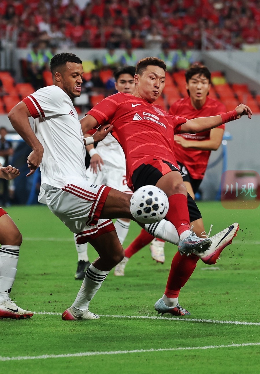 成都蓉城训练开放日，赛前主帅复盘引欢呼，欧篮联在即，年轻球员得到机会的简单介绍